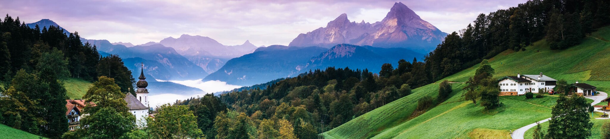 Blick auf die Berge und den See im Berchtesgardener Land, Vorstellung Bayerns Urlaubsregionen